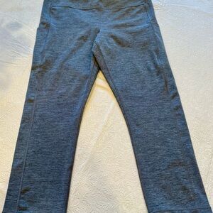 Athleta Salutation Stash Pocket Capri